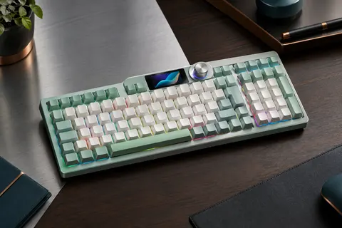 Clavier mécanique Redragon 96 touches menthe et blanc avec pavé numérique, écran TFT et molette